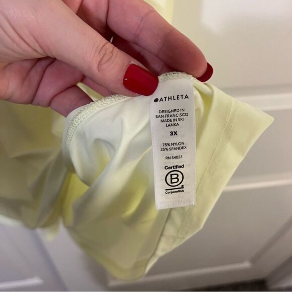 Athleta Ultimate Tank NEW 3X Tequila Green - Picture 10 of 12